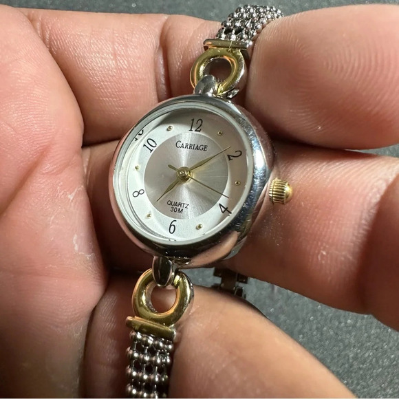 Carriage By Timex Silver Gold Tone Ladies Quartz Watch WR 30M Working - Picture 4 of 10